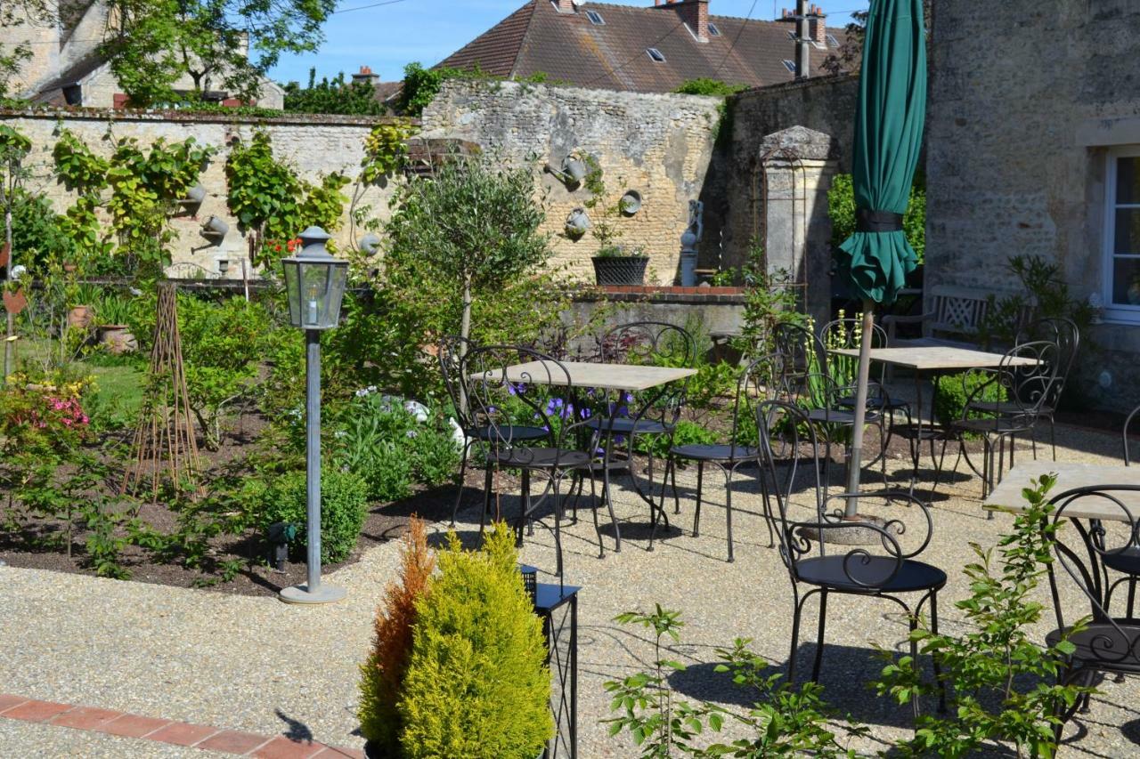 La Maison Des Buis Falaise  Exterior foto